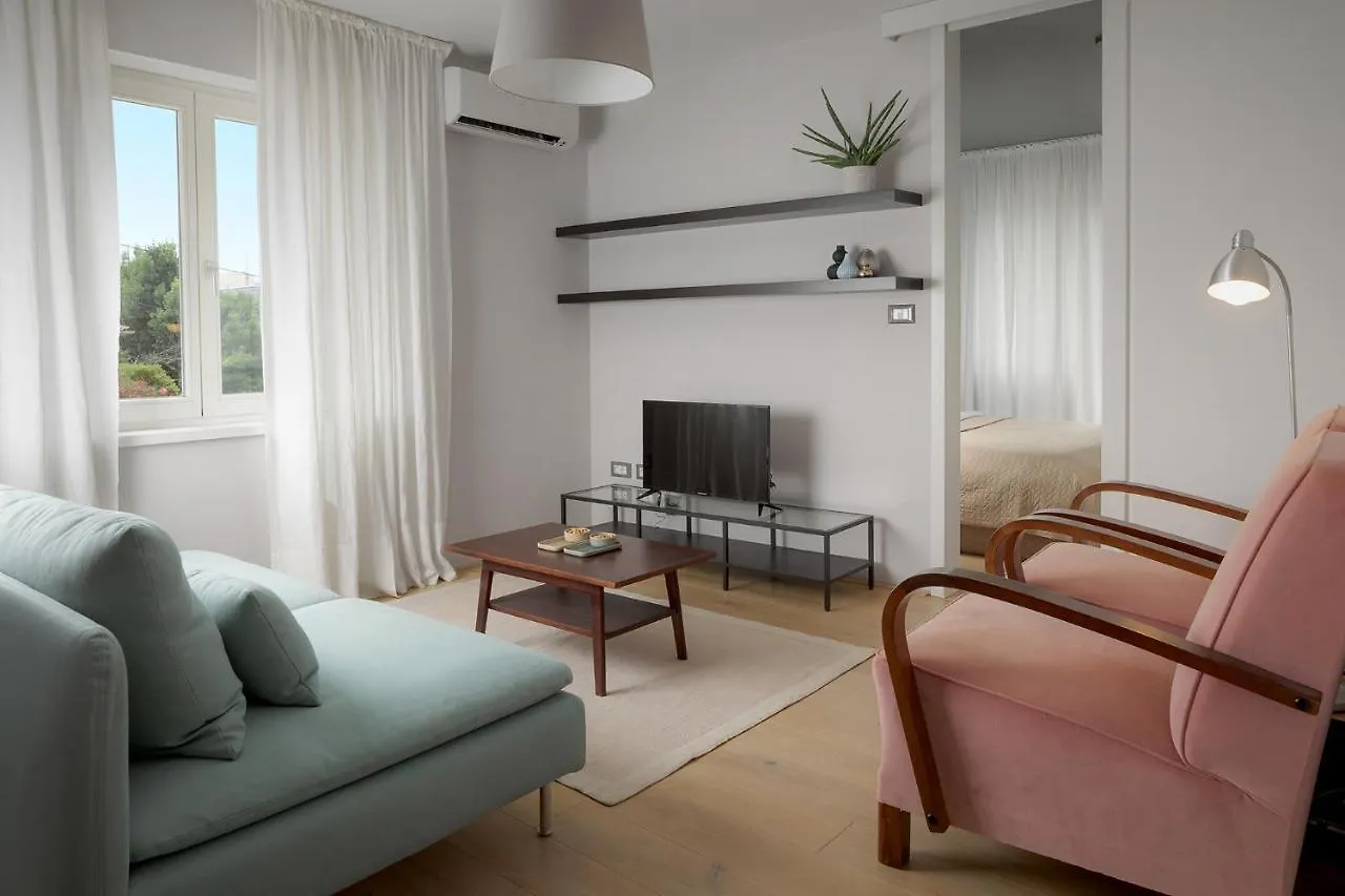 Elegant, Cosy And Quiet, Just 1 Min To Amphiteatre Apartment Pula